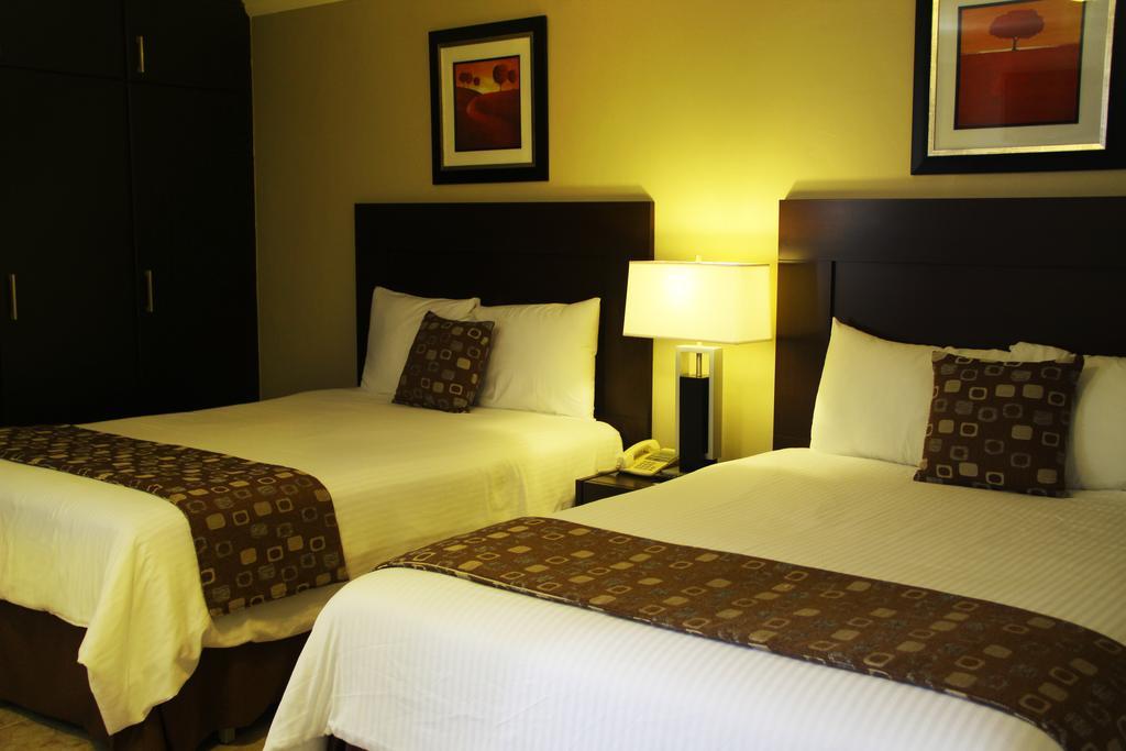 Aparthotel Sevilla Suites Панама Номер фото